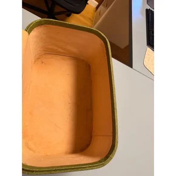 VTG Towncraft Hardshell Train/Travel Makeup Case (NO KEY) 13"X8" - Picture 15 of 16